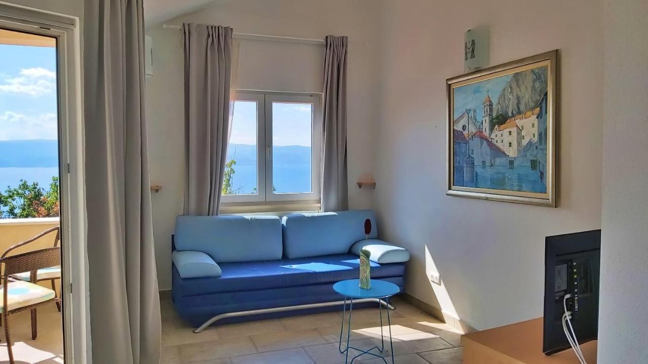 Apartments Borak Omis Exterior photo