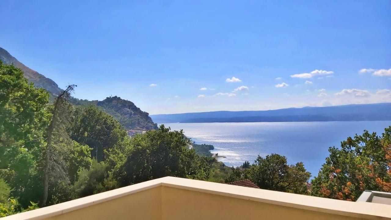 Apartments Borak Omis Exterior photo