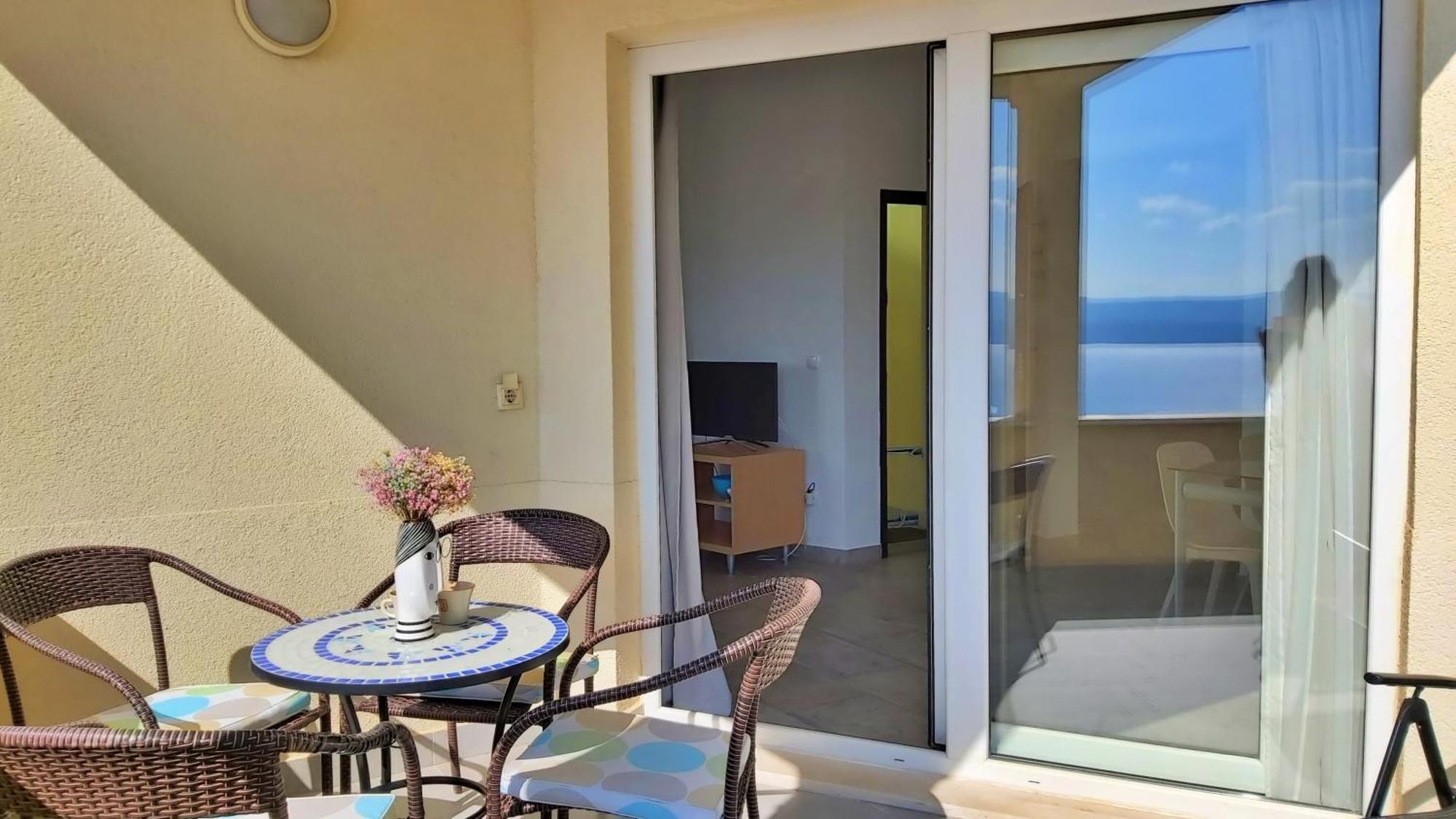 Apartments Borak Omis Room photo